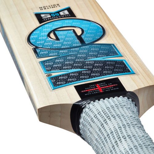Gunn & Moore Diamond DXM Signature Cricket Bat 2023